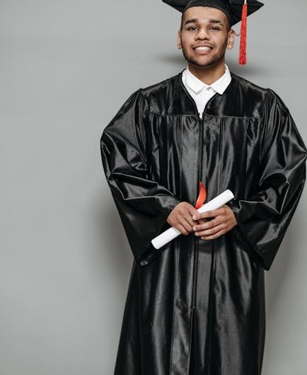 Купить диплом о высшем образовании в Сумах легко и быстро